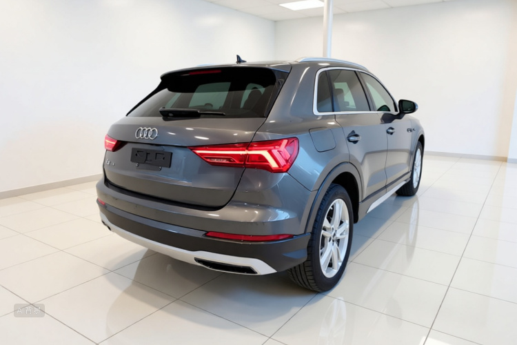 Audi Q3 2019 #7 Audi Q3 2019 car image #7