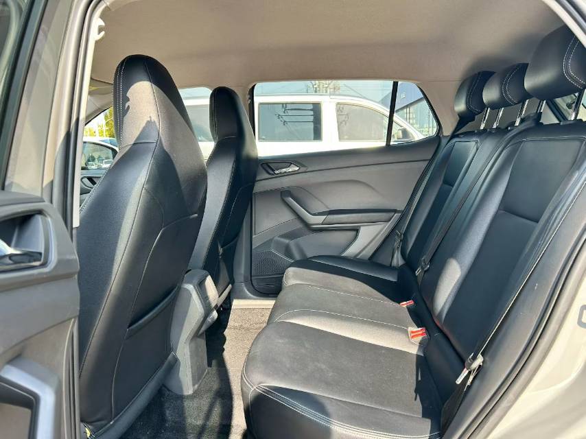 Volkswagen T-Cross 2020 изображение автомобиля #6