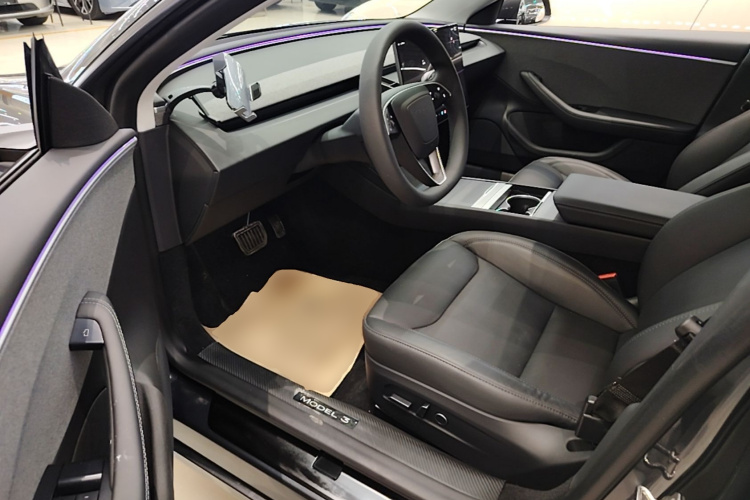 Tesla Model 3 2024 #16 Tesla Model 3 2024 car image #16