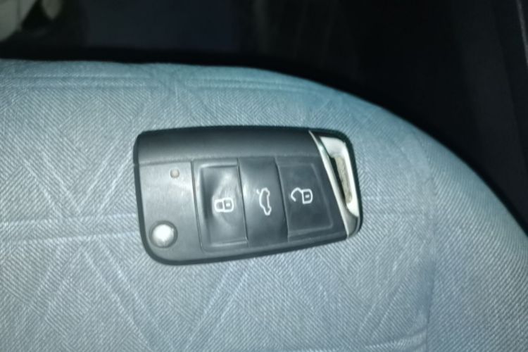 Volkswagen Lavida 2023 car image #9