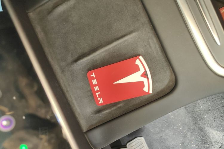 Tesla Model 3 2021 صورة سيارة #9
