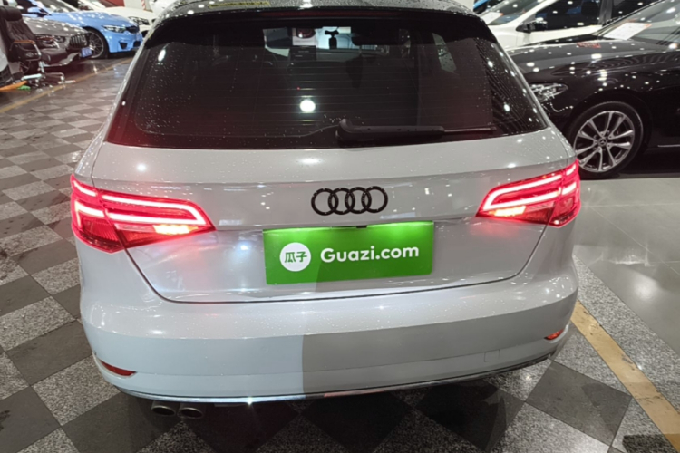 Audi A3 2019 car image #4
