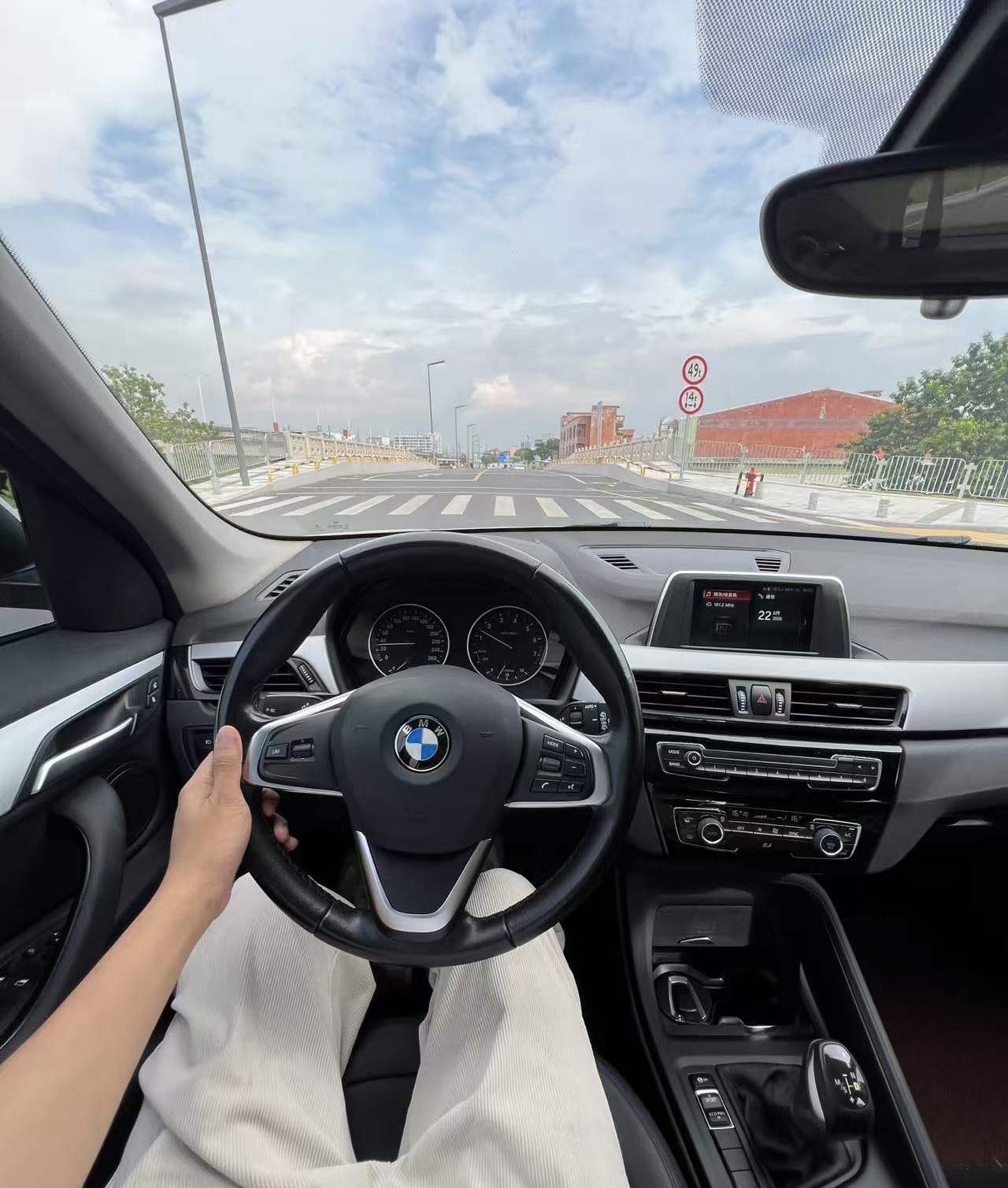 BMW X1 2017 #5 BMW X1 2017 car image #5