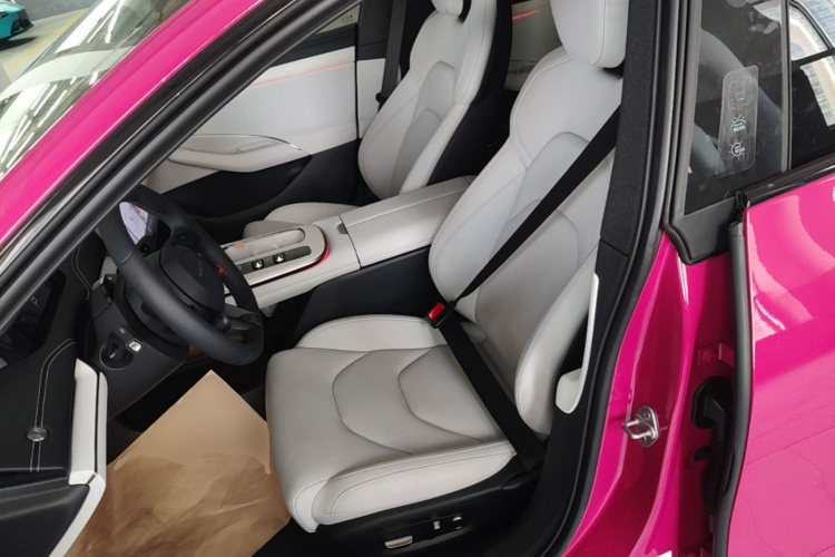 MI SU7 2025 car image #19