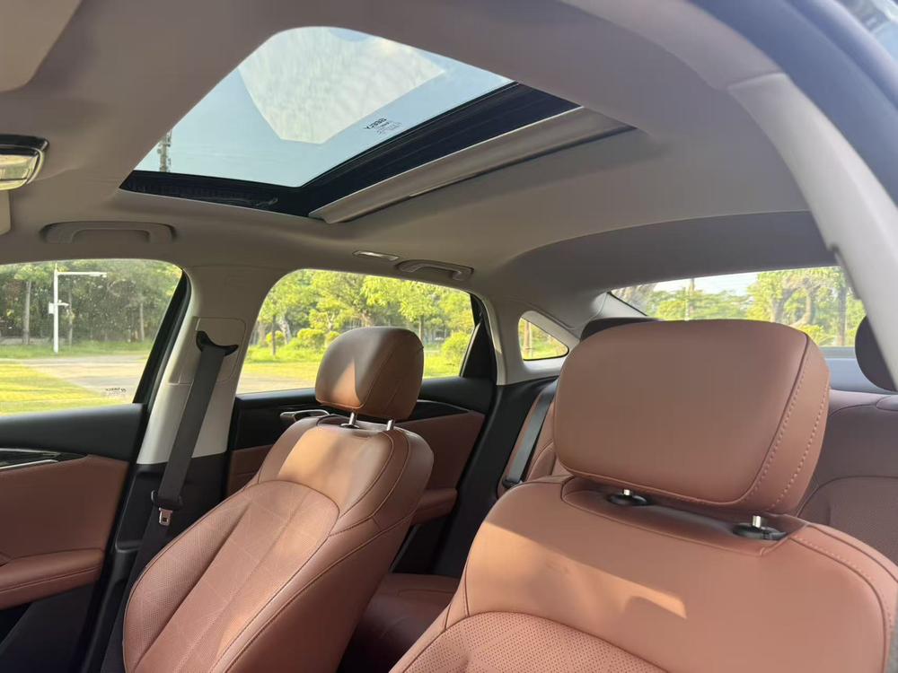 GEELY Emgrand 2025 #20 GEELY Emgrand 2025 car image #20
