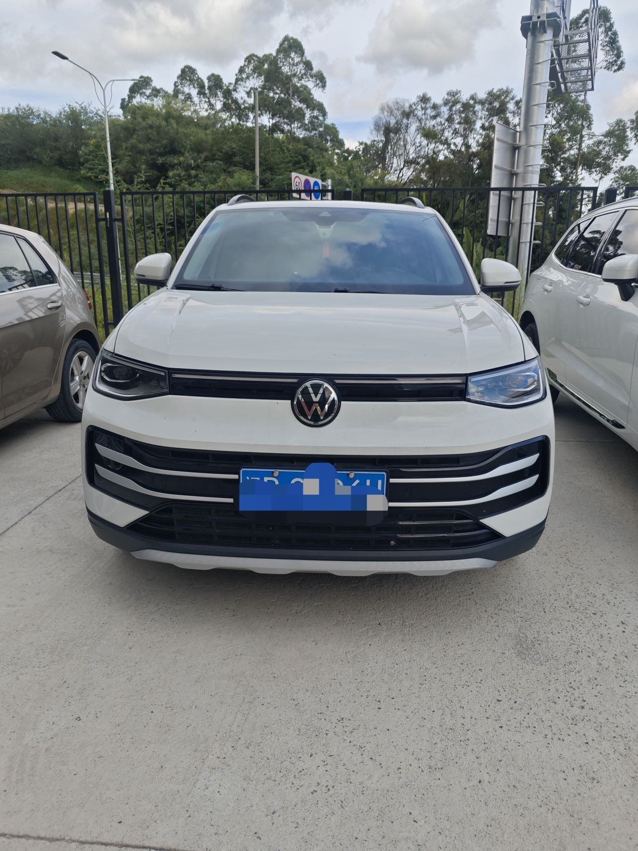 Volkswagen Tharu 2025 #3 Volkswagen Tharu 2025 car image #3