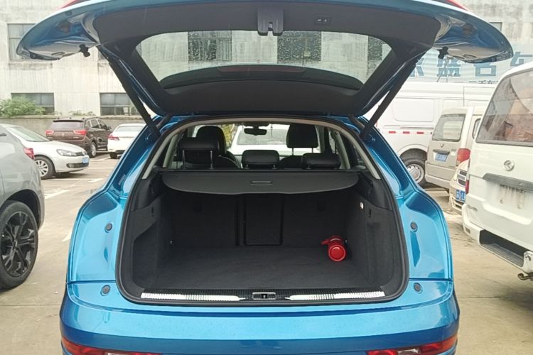 Audi Q3 2019 #19 Audi Q3 2019 car image #19