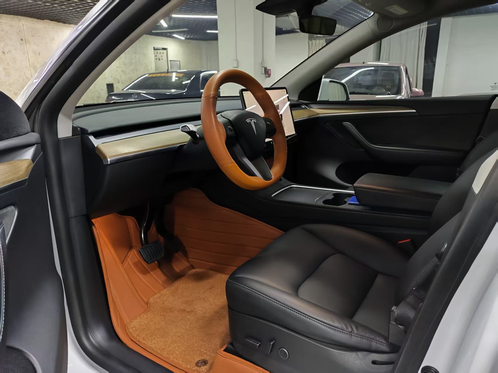 Tesla Model Y 2022 #6 Tesla Model Y 2022 car image #6