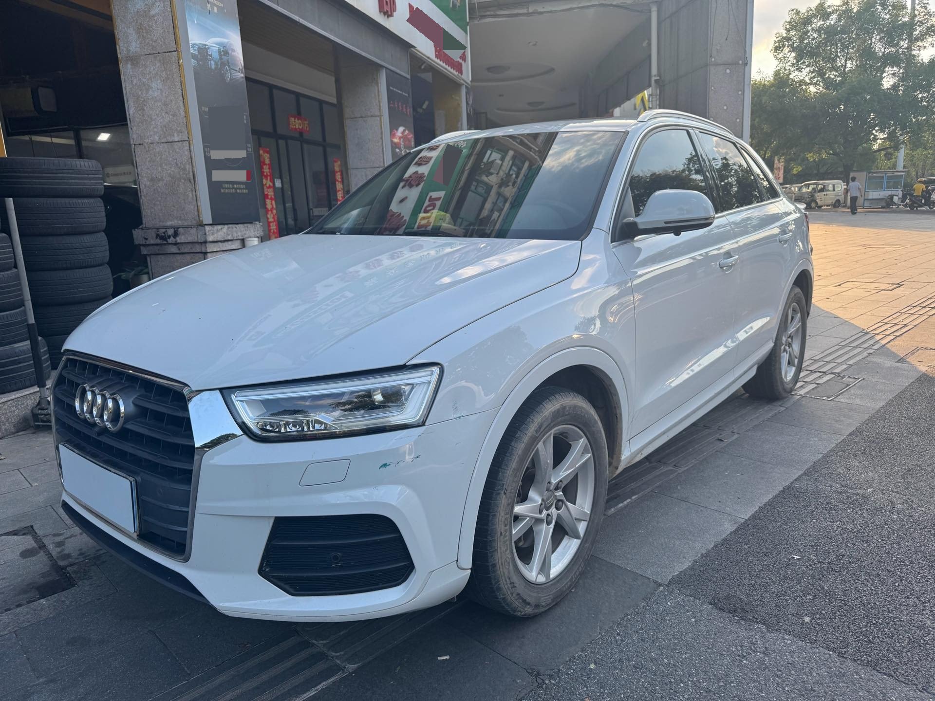 2018 2018 car image