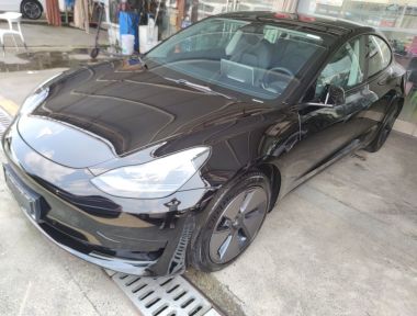 Tesla Model 3 2023 car image 