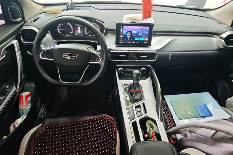 GEELY Coolray 2020 car image #7