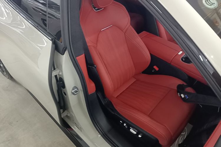 2026 #24 2026 immagine di auto #24