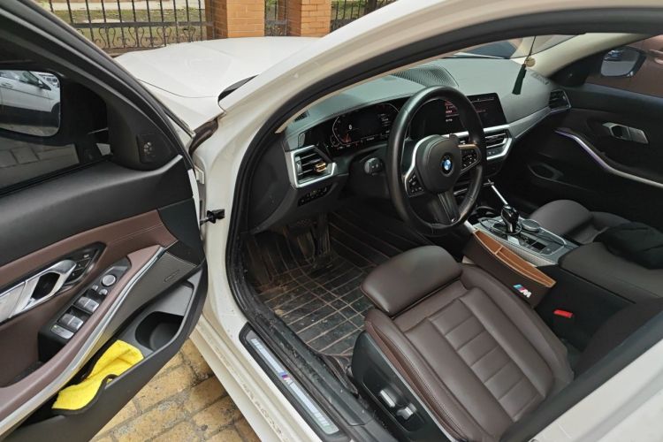 BMW 3 Series 2020 #9 BMW 3 Series 2020 car image #9
