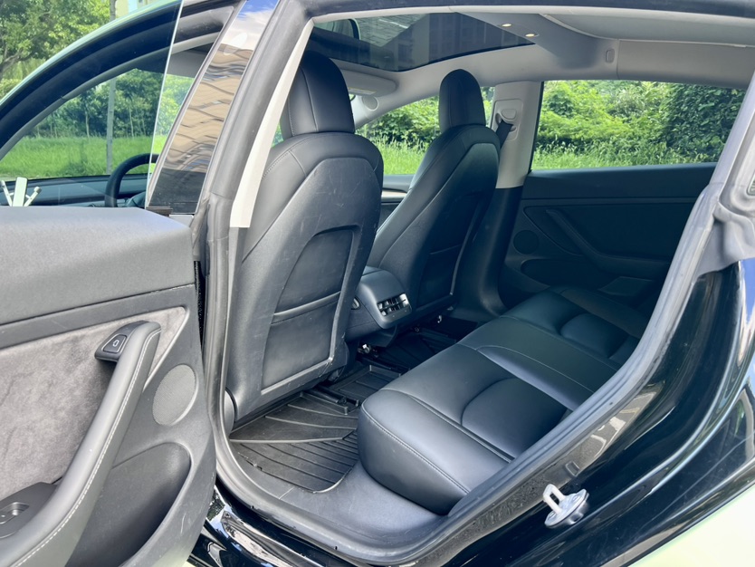 Tesla Model 3 2021 immagine di auto #8
