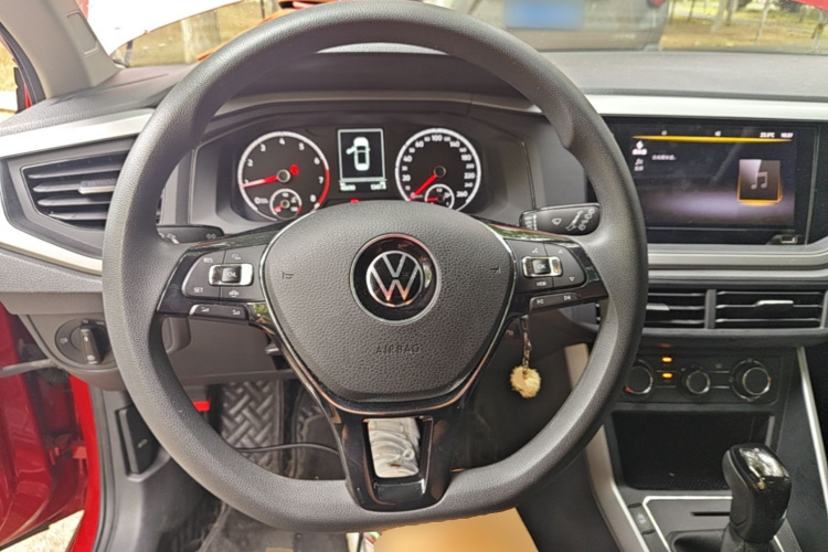 Volkswagen Polo 2021 #11 Volkswagen Polo 2021 car image #11