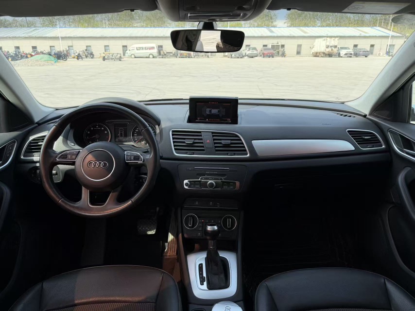 Audi Q3 2017 #5 Audi Q3 2017 صورة سيارة #5