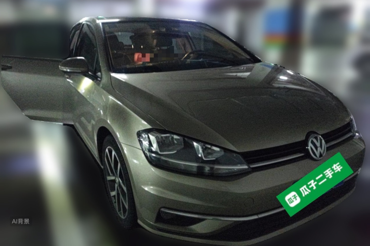 Volkswagen Golf 2020 car image #4