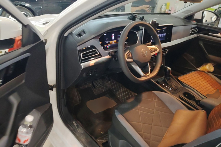 2023 immagine di auto #16