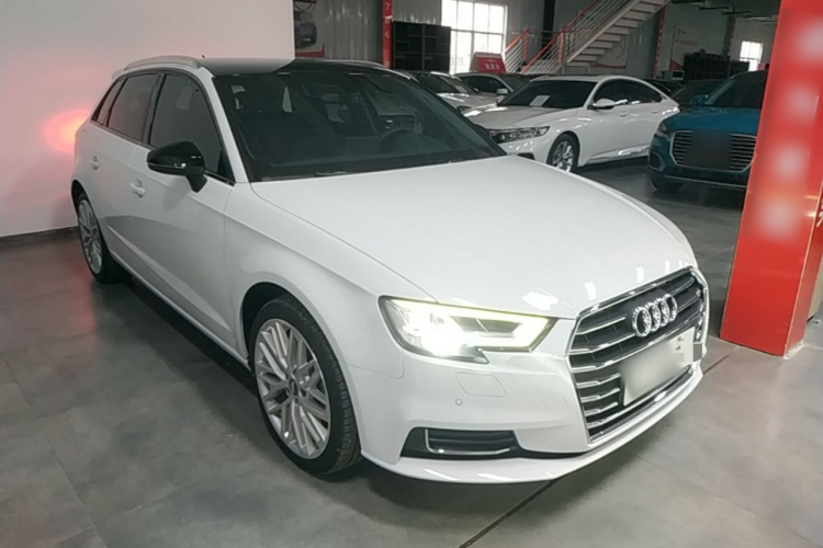 Audi A3 2019 #4 Audi A3 2019 car image #4