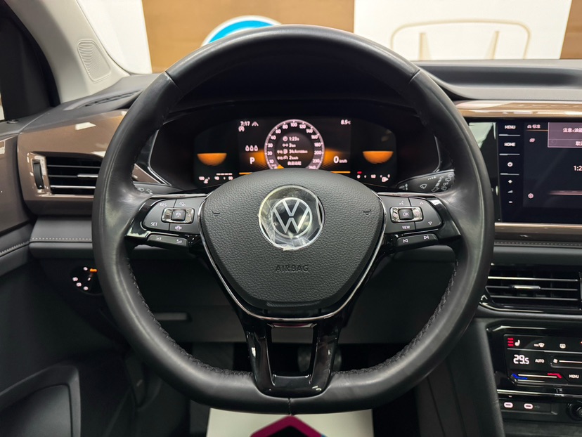 Volkswagen Tharu 2022 #11 Volkswagen Tharu 2022 car image #11
