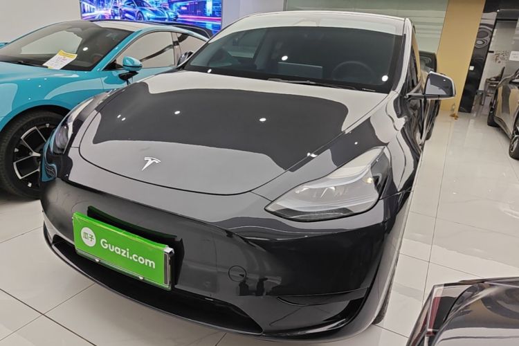 Tesla Model Y 2024 #2 Tesla Model Y 2024 car image #2