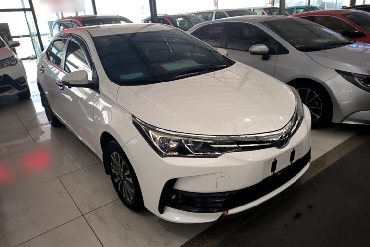 Toyota Corolla 2018 #6 Toyota Corolla 2018 car image #6