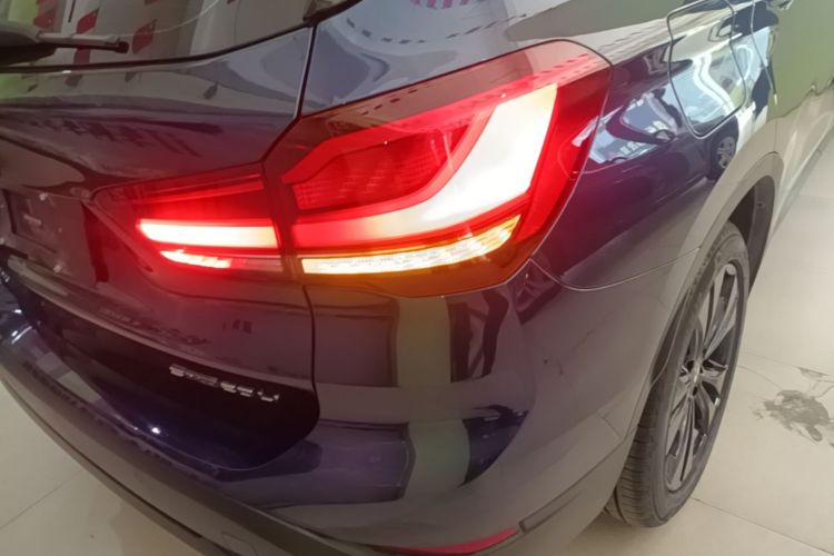 BMW X1 2019 car image #8