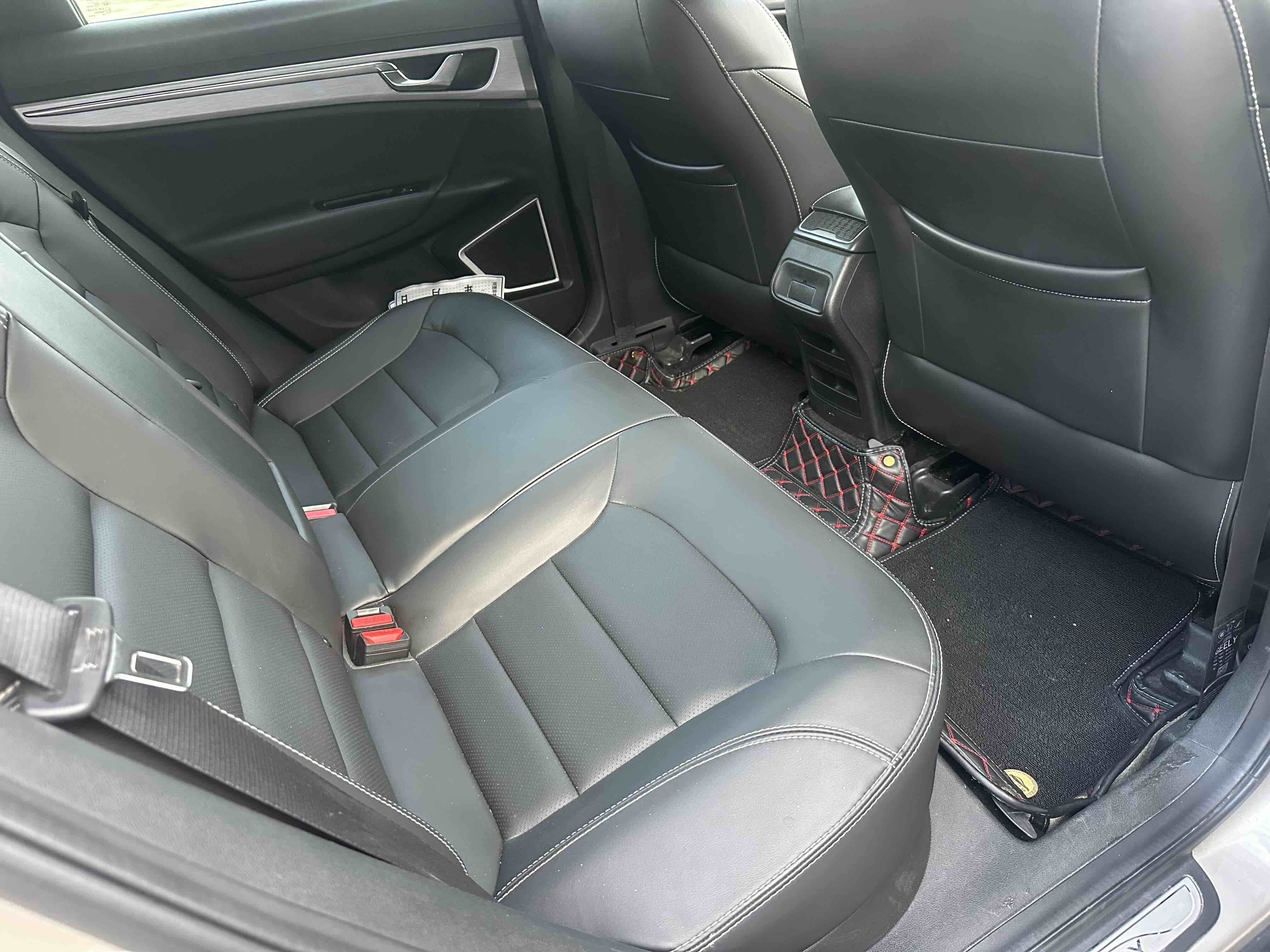 GEELY Emgrand GS 2019 immagine di auto #9