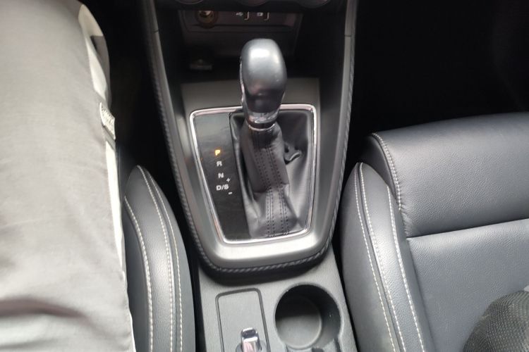 MG ZS 2017 imagen de coche #14