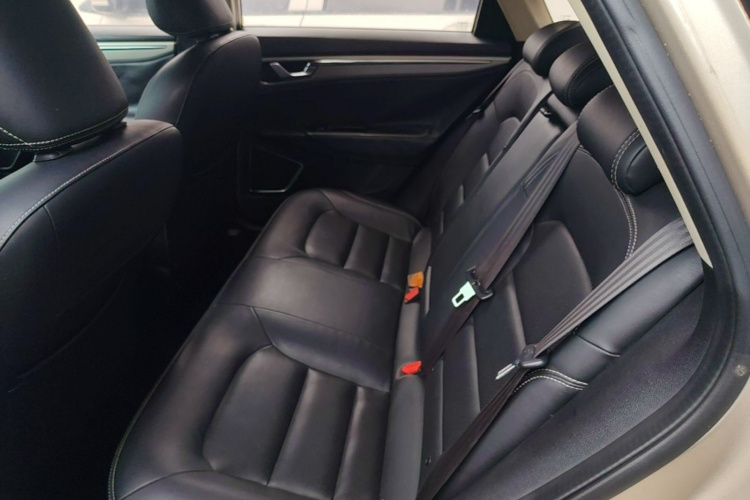 GEELY Emgrand GL 2017 car image #17