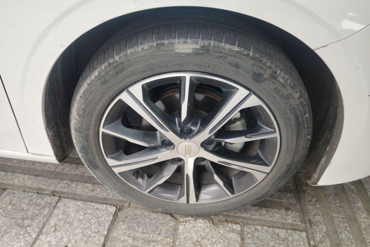 GEELY Emgrand 2022 car image #9
