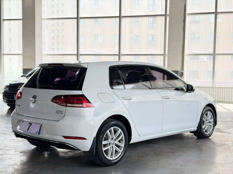 Volkswagen Golf 2018 #7 Volkswagen Golf 2018 صورة سيارة #7
