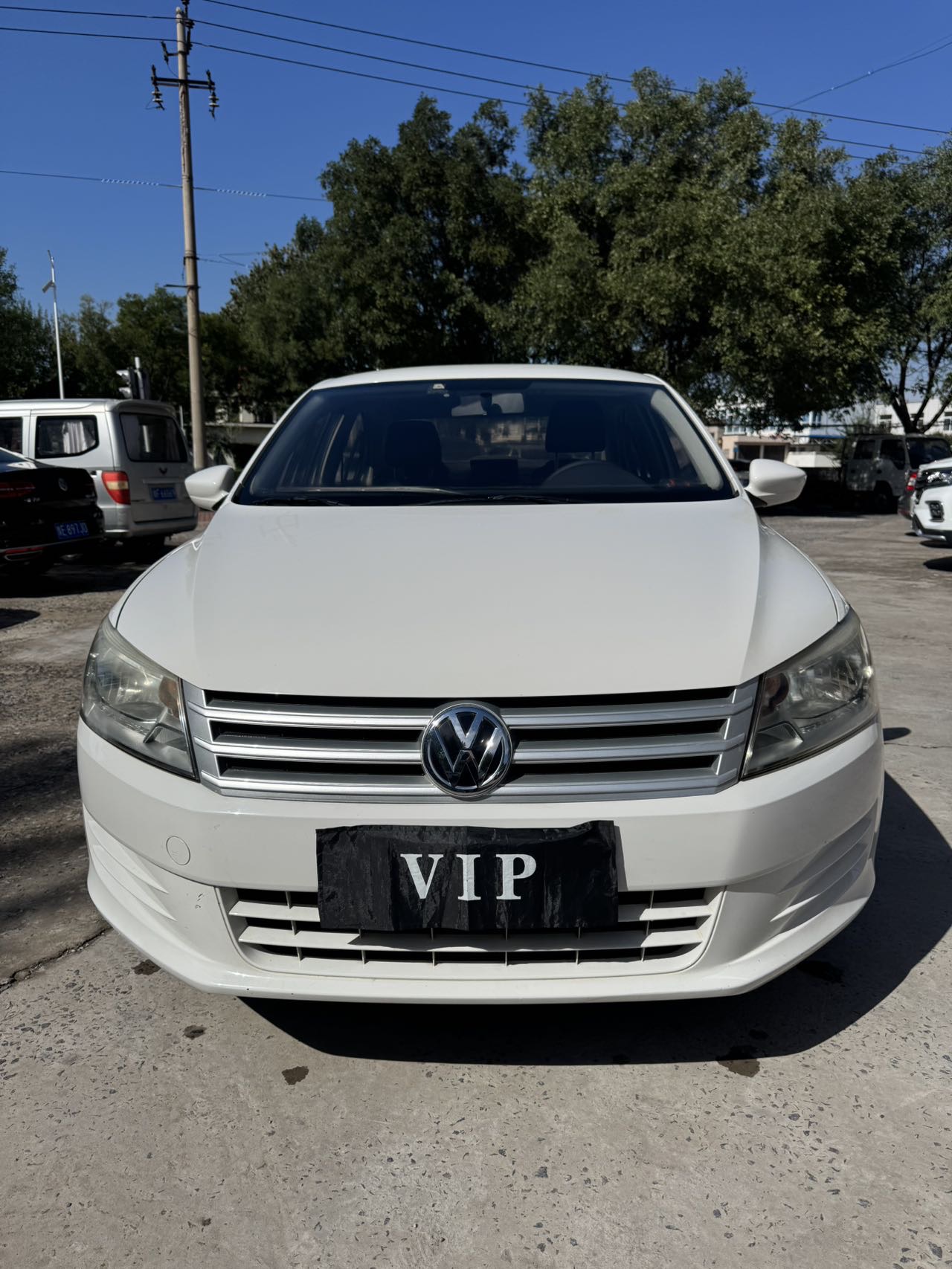 Volkswagen Santana 2014 car image #2