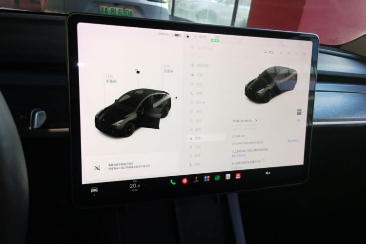 Tesla Model Y 2021 #17 Tesla Model Y 2021 car image #17