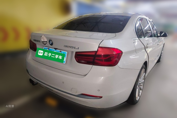 BMW 3 Series 2018 car image #6