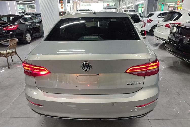 Volkswagen Lavida 2019 #6 Volkswagen Lavida 2019 صورة سيارة #6