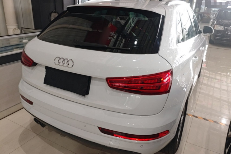 Audi Q3 2018 #7 Audi Q3 2018 car image #7