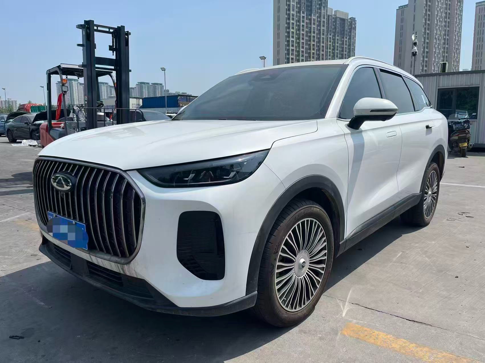 Chery Tiggo8L 2025 car image 