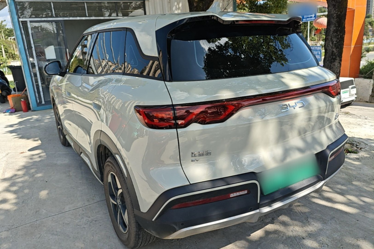 BYD YuanUP 2025 #5 BYD YuanUP 2025 car image #5