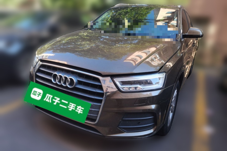 Audi Q3 2019 car image #2