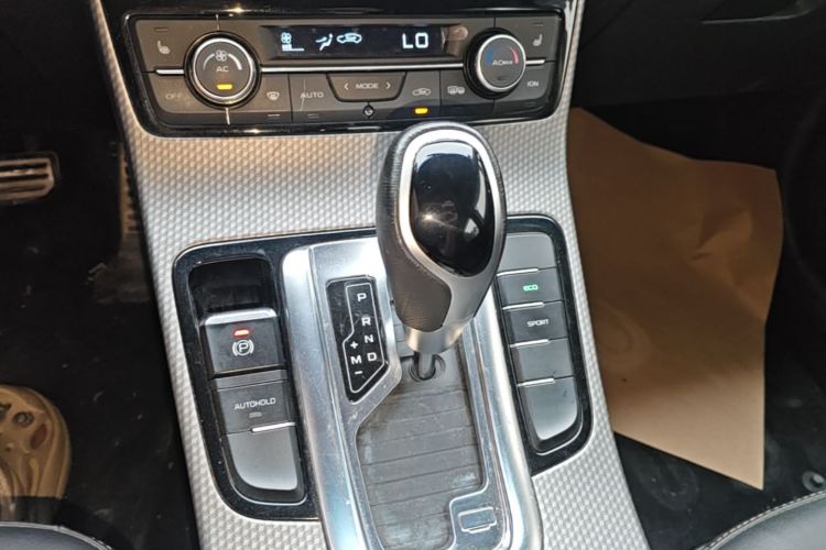 GEELY Emgrand GS 2016 #14 GEELY Emgrand GS 2016 car image #14