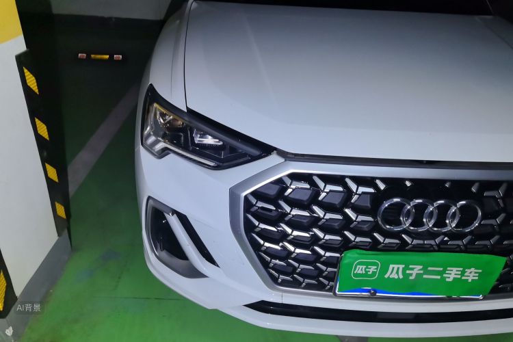 Audi Q3 2024 car image #8