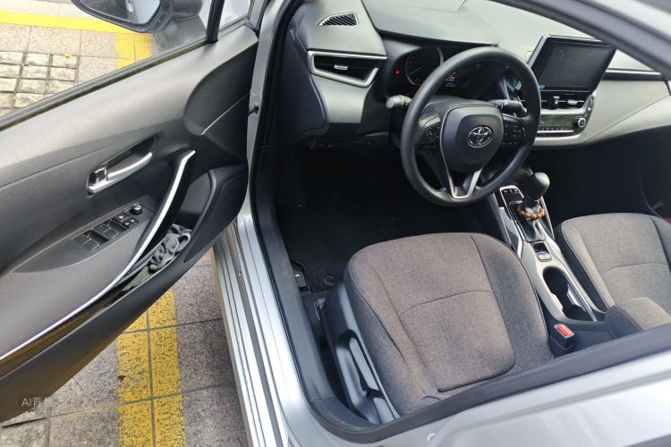 Toyota Corolla 2021 immagine di auto #18