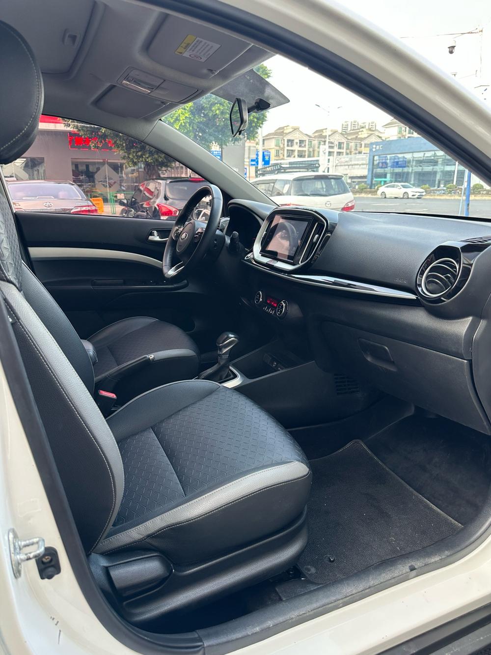 Kia KX1 2018 car image #19