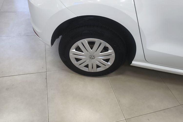 Volkswagen Polo 2017 #10 Volkswagen Polo 2017 car image #10