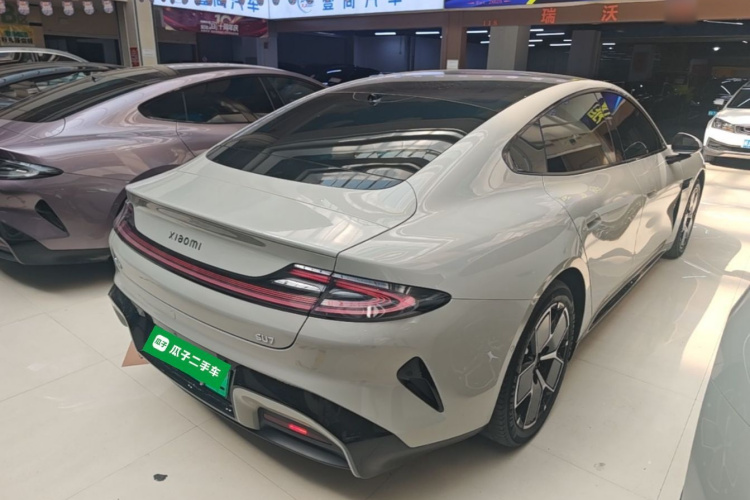 MI SU7 2024 car image #7