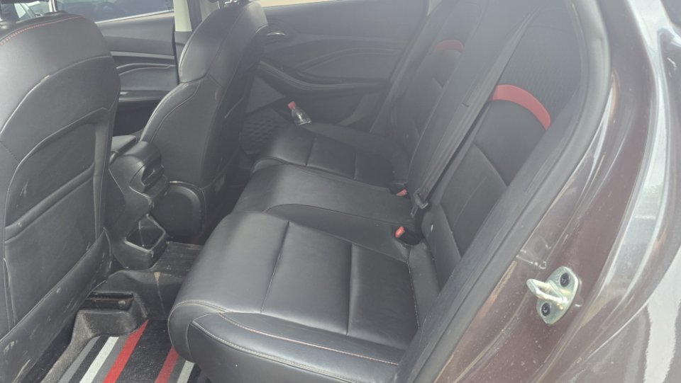 MG 5 2023 imagem de carro #3