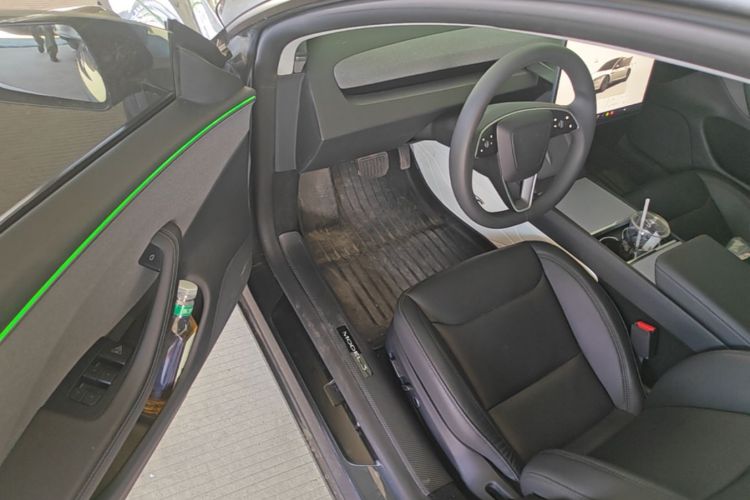 Tesla Model 3 2025 #16 Tesla Model 3 2025 car image #16