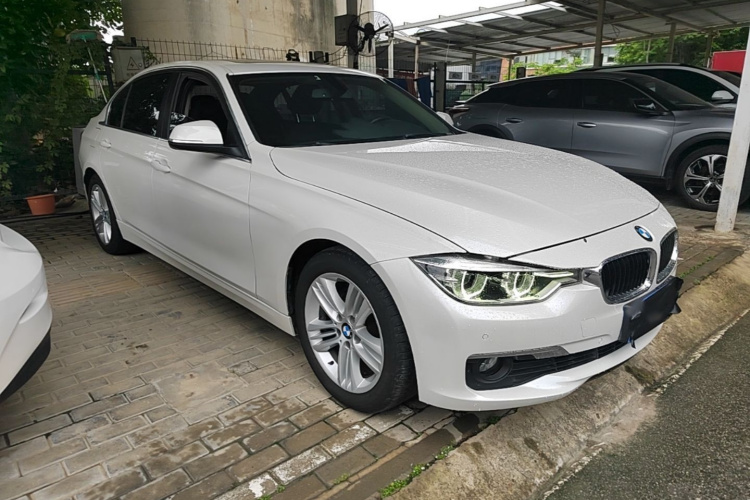 BMW 3 Series 2015 #4 BMW 3 Series 2015 car image #4