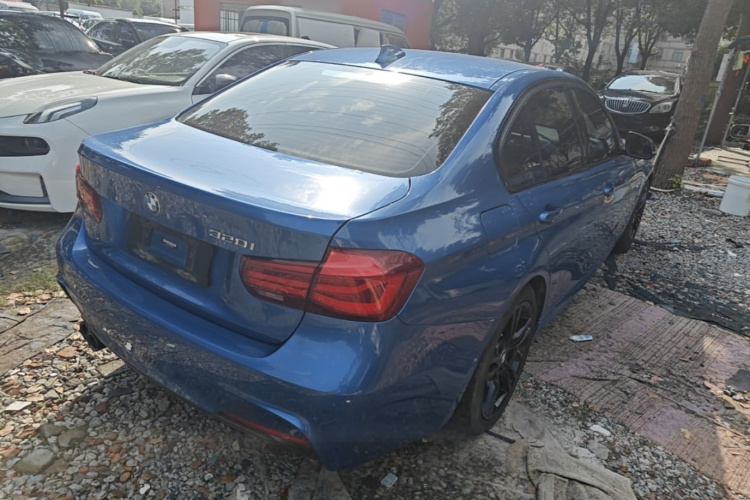 BMW 3 Series 2019 صورة سيارة #7